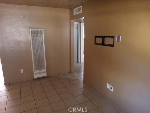 523 31st Street, Bakersfield CA: https://media.crmls.org/medias/8b430c18-0a3e-4648-aafb-cad1bb727364.jpg