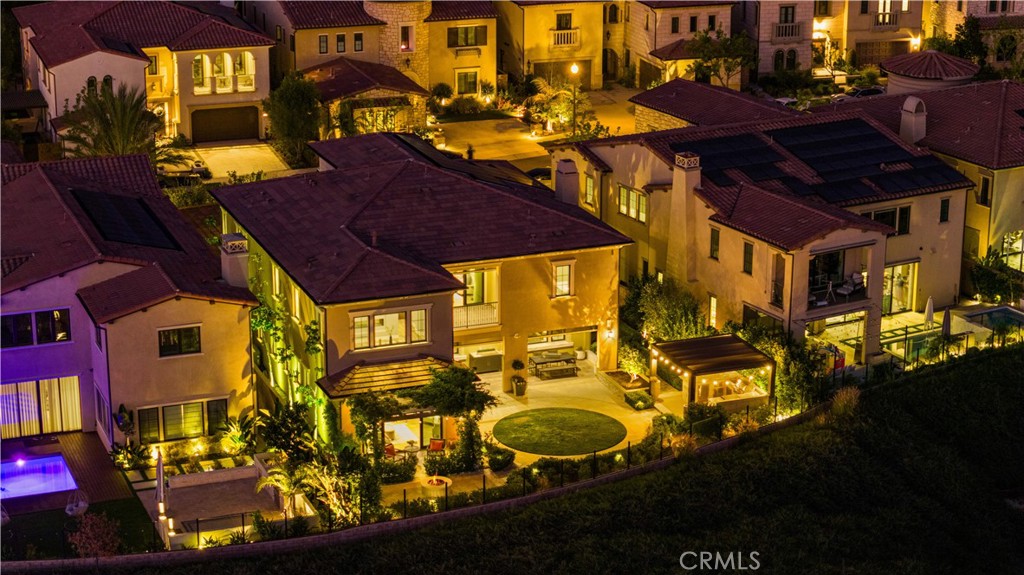 https://media.crmls.org/medias/8b434c76-b87b-4ae0-9f16-ed78c56c9a3d.jpg?preset=X-Large