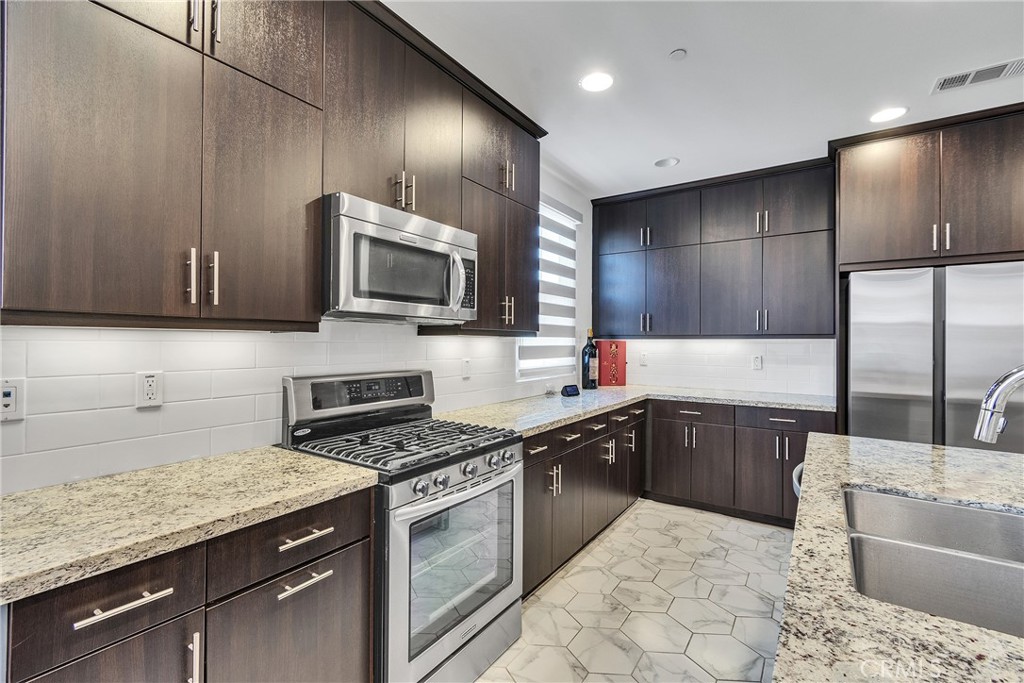 8b436935 1e56 41a4 A5bb 7c0400b19076