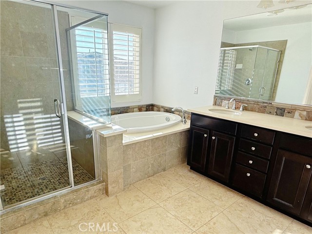 Detail Gallery Image 11 of 15 For 6870 Tourmaline Dr, Corona,  CA 92880 - 5 Beds | 3 Baths