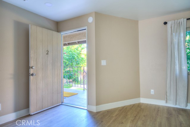 Detail Gallery Image 5 of 39 For 313 S Almansor #2,  Alhambra,  CA 91801 - 2 Beds | 2 Baths
