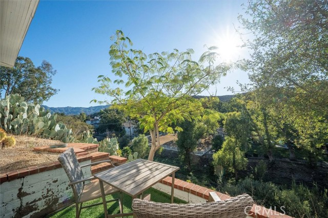 Detail Gallery Image 50 of 71 For 28933 Wagon Rd, Agoura Hills,  CA 91301 - 4 Beds | 5 Baths