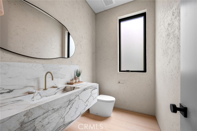 Detail Gallery Image 45 of 56 For 16728 Morrison St, Encino,  CA 91436 - 7 Beds | 6/1 Baths