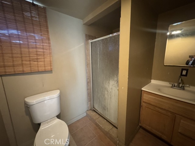 8146 Agnes, North Hollywood CA: https://media.crmls.org/medias/8b4759bf-8d3b-49d9-9d31-c8158f718262.jpg