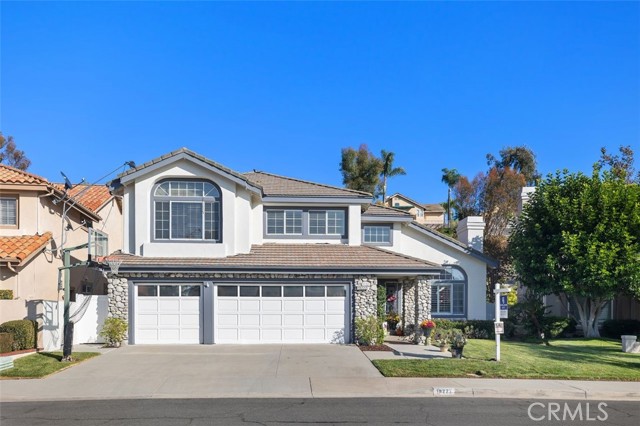 Detail Gallery Image 2 of 39 For 19222 Red Bluff, Lake Forest,  CA 92679 - 4 Beds | 3/1 Baths