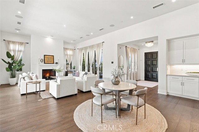 18 Phillips Ranch Road Great Room and Entry. 18 Phillips Ranch Road Great Room and Entry.