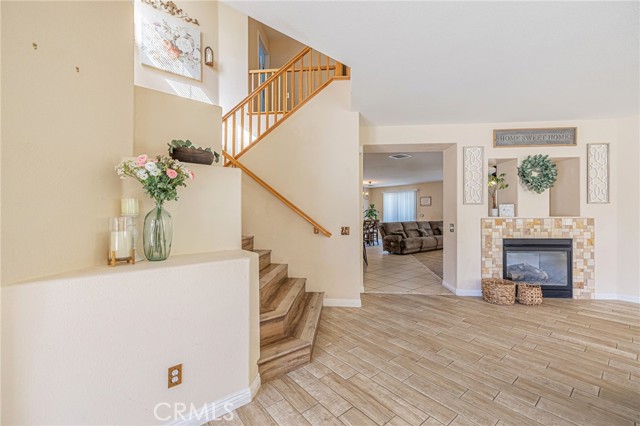 4302 Olivera Place, Lancaster CA: https://media.crmls.org/medias/8b47de67-2422-4999-ae51-5ee751c909ac.jpg