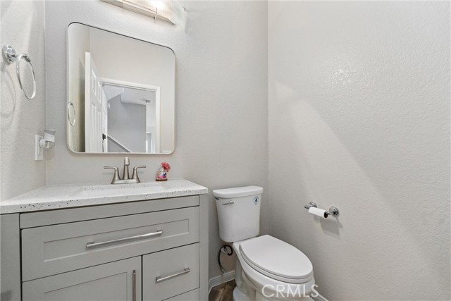 Detail Gallery Image 15 of 34 For 15415 Park Point Ave #102,  Lake Elsinore,  CA 92532 - 3 Beds | 2 Baths