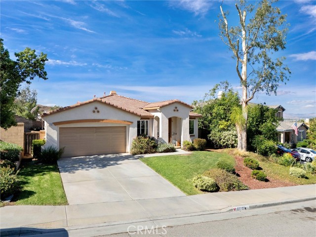 27727 Hollyoak Way, Menifee CA: https://media.crmls.org/medias/8b4812e4-6c43-45c2-b4ab-0bf6c2cb291a.jpg