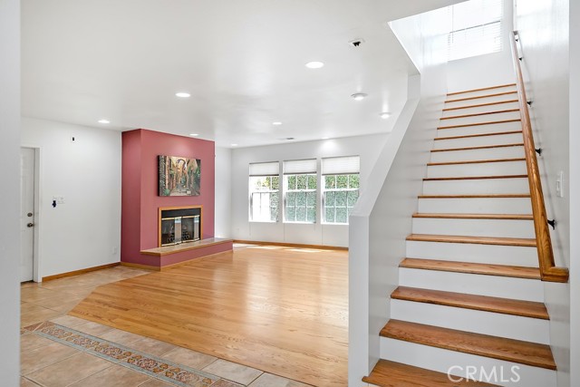 870 Rosecrans Avenue, Manhattan Beach, California 90266, 3 Bedrooms Bedrooms, ,2 BathroomsBathrooms,Residential,Sold,Rosecrans,SB21187159