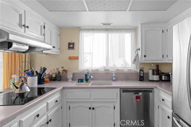 166 Tallyho, Santa Maria CA: https://media.crmls.org/medias/8b48a484-a3cb-4c86-a5c3-c88e573922e4.jpg