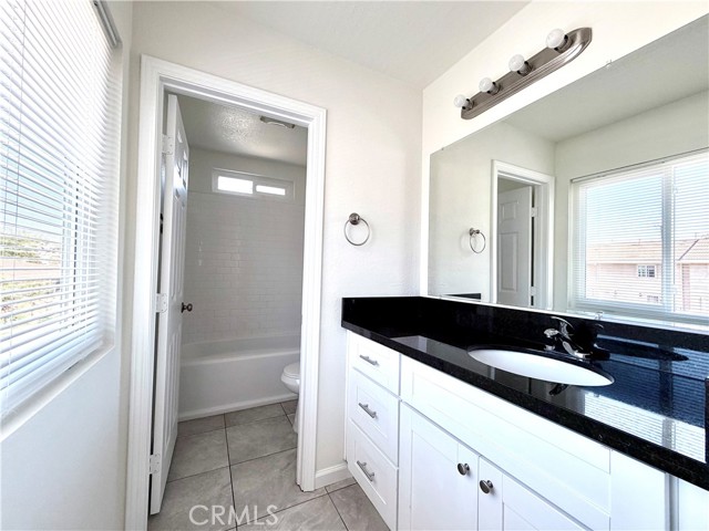 Detail Gallery Image 11 of 17 For 417 N Grove Ave a,  Ontario,  CA 91764 - 3 Beds | 2 Baths