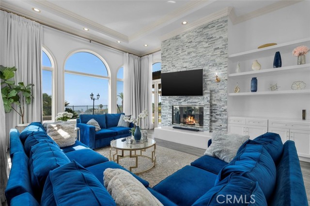 Detail Gallery Image 9 of 22 For 51 Santa Cruz, Rolling Hills Estates,  CA 90274 - 5 Beds | 5/2 Baths