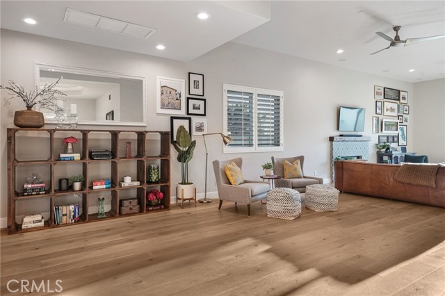 515 Lucia Avenue, Redondo Beach, California 90277, 5 Bedrooms Bedrooms, ,2 BathroomsBathrooms,Residential,Sold,Lucia,SB22045236