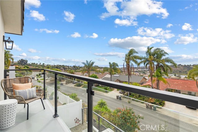 Detail Gallery Image 40 of 73 For 419 Calle Familia, San Clemente,  CA 92672 - 4 Beds | 3 Baths