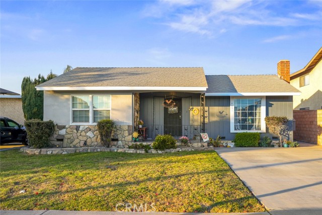 Detail Gallery Image 1 of 1 For 4051 Howard, Los Alamitos,  CA 90720 - 7 Beds | 3/1 Baths