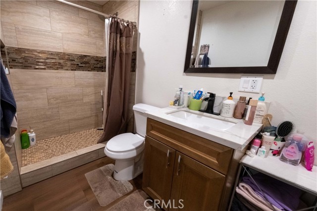 Detail Gallery Image 38 of 47 For 15719 Romar St, North Hills,  CA 91343 - 3 Beds | 2 Baths