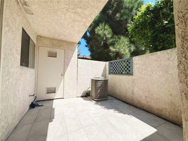 Detail Gallery Image 11 of 11 For 3904 Bresee Ave #7,  Baldwin Park,  CA 91706 - 2 Beds | 2 Baths