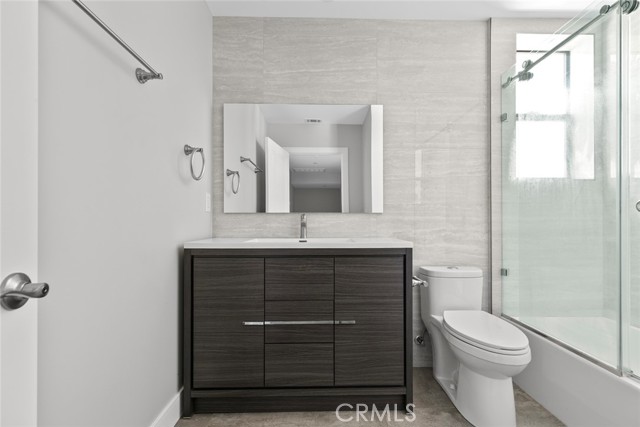 Detail Gallery Image 30 of 37 For 14438 Tiara St, Sherman Oaks,  CA 91401 - 3 Beds | 2/1 Baths