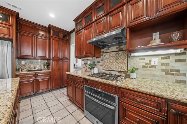 Detail Gallery Image 9 of 29 For 5 Canyon Sage, Irvine,  CA 92620 - 4 Beds | 2/1 Baths