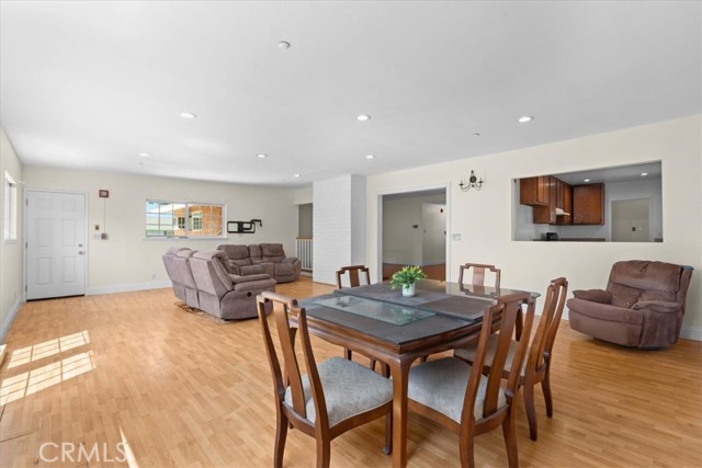 Detail Gallery Image 21 of 26 For 554 W Verness, Covina,  CA 91723 - 4 Beds | 2 Baths