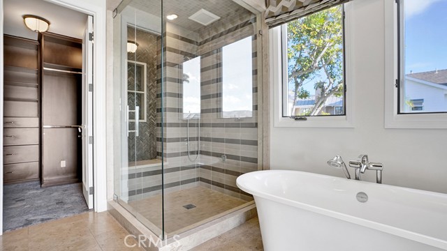 Detail Gallery Image 44 of 61 For 243 Poppy Ave, Corona Del Mar,  CA 92625 - 4 Beds | 3/1 Baths