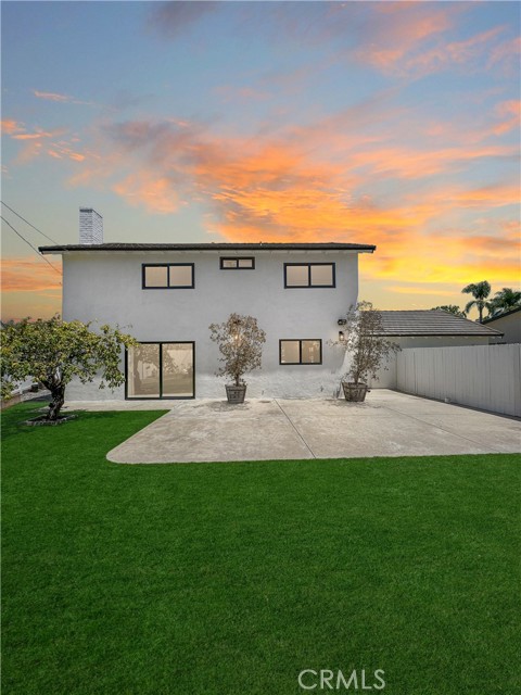 Detail Gallery Image 4 of 47 For 1863 Burleson, Thousand Oaks,  CA 91360 - 5 Beds | 2/1 Baths