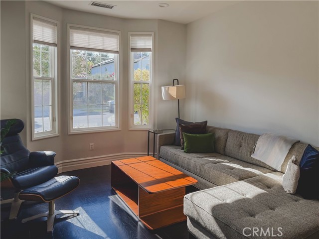 3368 Corte Levanto, Costa Mesa CA: https://media.crmls.org/medias/8b5083df-d66b-46d6-a072-7c3a30d1bbdf.jpg