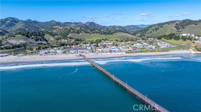Detail Gallery Image 14 of 17 For 6631 Valle Verde Ln, San Luis Obispo,  CA 93405 - 4 Beds | 4/1 Baths