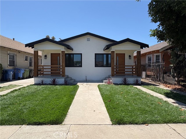 1526 W 54th Street, Los Angeles CA: https://media.crmls.org/medias/8b519f94-a1da-4f38-913c-26eaf9f4597e.jpg