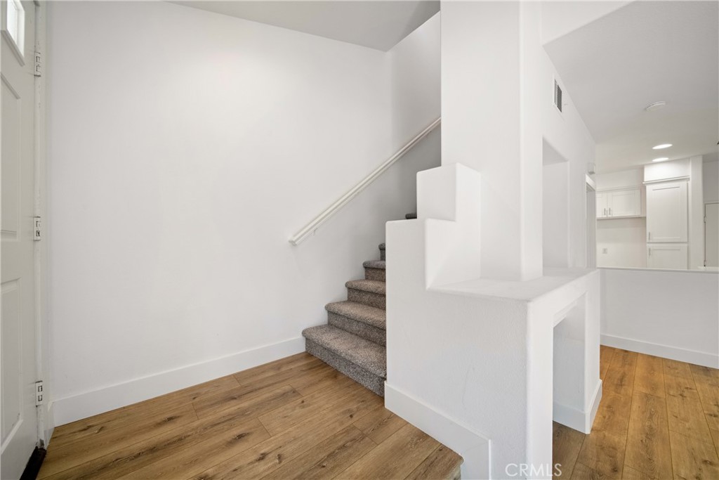 MLS #OC25160975 image #13