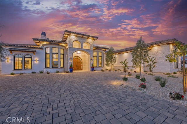 Detail Gallery Image 3 of 49 For 277 Crestview Ave, Camarillo,  CA 93010 - 5 Beds | 5/1 Baths
