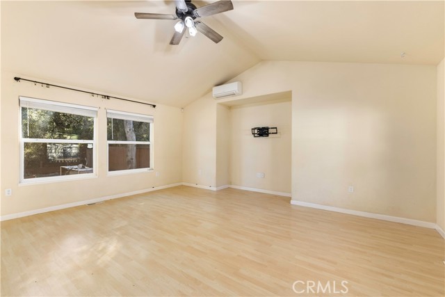 Detail Gallery Image 9 of 33 For 5649 Crawford, Clearlake,  CA 95422 - 3 Beds | 2 Baths