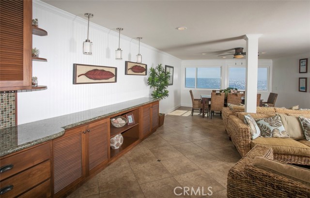 Detail Gallery Image 30 of 35 For 40 Blue Lagoon, Laguna Beach,  CA 92651 - 3 Beds | 3 Baths