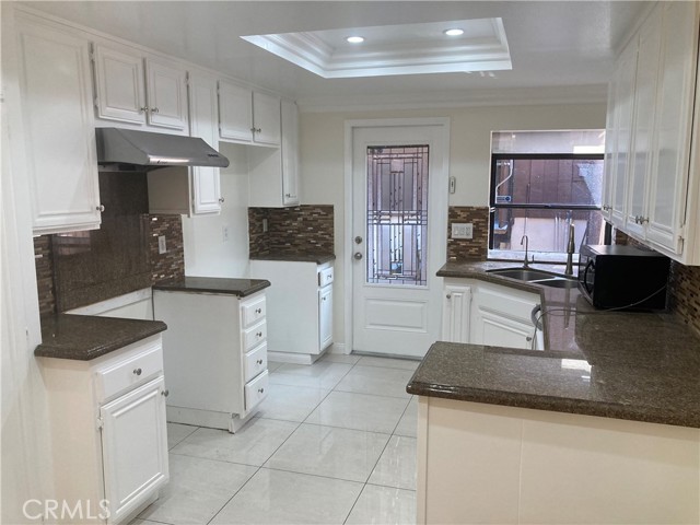 Image 5 of 21 For 2027 Stonewood Ct