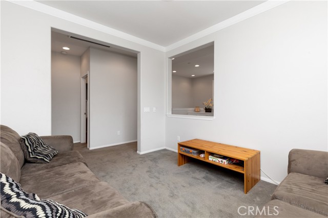 Detail Gallery Image 19 of 38 For 25430 Temescal Valley Ln, Corona,  CA 92883 - 4 Beds | 2/1 Baths