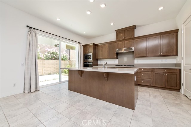 19256 Merryweather Drive, Canyon Country CA: https://media.crmls.org/medias/8b54030a-1863-4ec3-9830-573bc02c3b3a.jpg