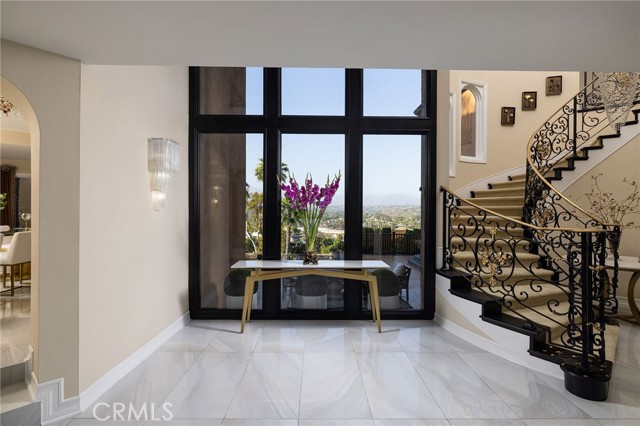 25761 Highplains Terrace, Laguna Hills CA: https://media.crmls.org/medias/8b5469ae-1689-4729-bab6-7f003005cf6b.jpg