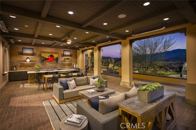 11360 Alton Drive, Corona CA: https://media.crmls.org/medias/8b546cca-9612-4b23-a4b9-c1bb556f2a9e.jpg