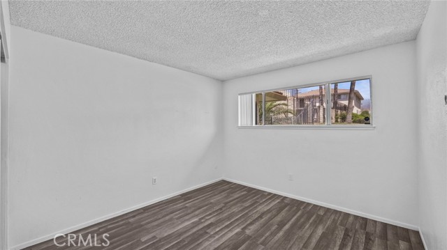 Detail Gallery Image 7 of 15 For 3568 20th St, Highland,  CA 92346 - – Beds | – Baths