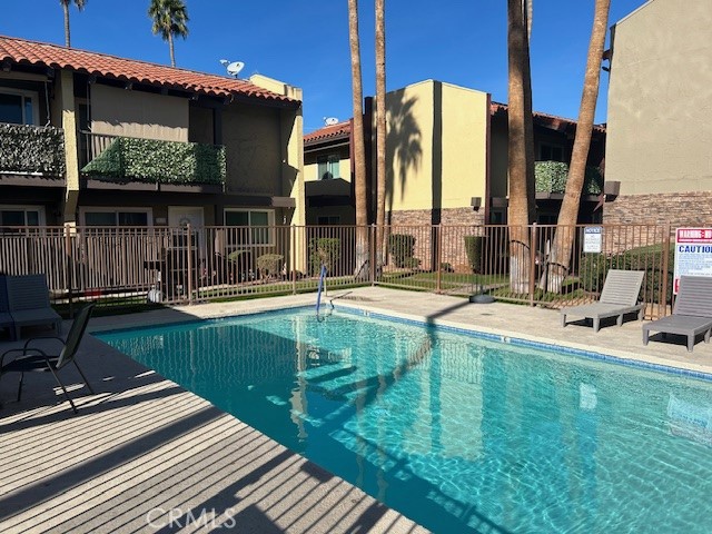 Front Image Thumbnail for CRNP25277428