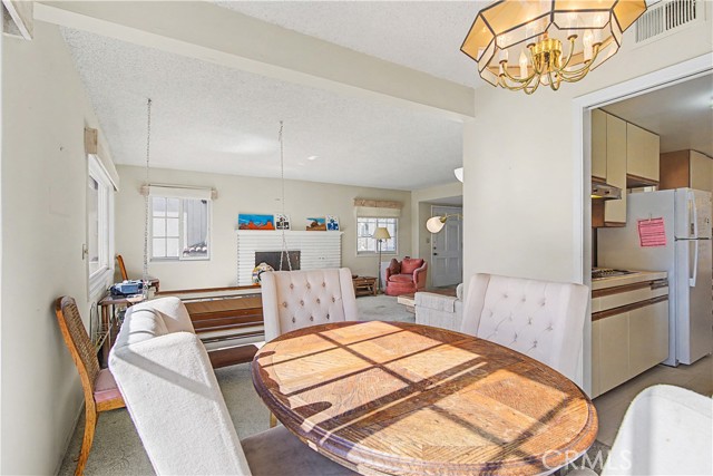 Detail Gallery Image 10 of 36 For 628 13th, Manhattan Beach,  CA 90266 - 3 Beds | 2 Baths