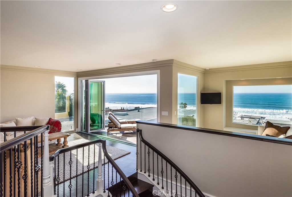 2909 Bayview Drive