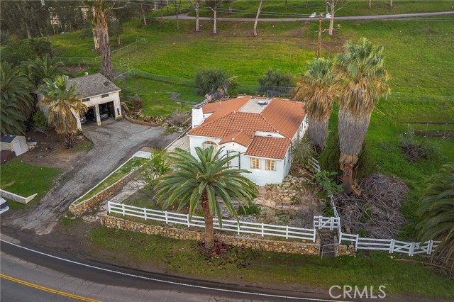 Detail Gallery Image 2 of 20 For 17011 Gunnerson, Lake Elsinore,  CA 92530 - 3 Beds | 1 Baths