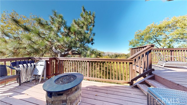 Detail Gallery Image 38 of 75 For 1430 Sequoia Dr, Lake Arrowhead,  CA 92352 - 4 Beds | 3/1 Baths