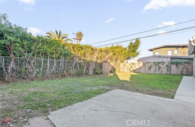 Detail Gallery Image 33 of 37 For 5414 Hillcrest, Los Angeles,  CA 90043 - 3 Beds | 2 Baths