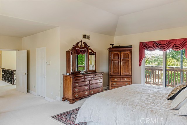 Image 41 of 75 For 20585 Whispering Oaks Drive