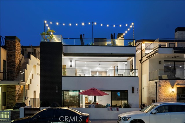 112 30th Street, Newport Beach CA: https://media.crmls.org/medias/8b597e4d-75ff-45a4-be3b-56197f7c4e46.jpg