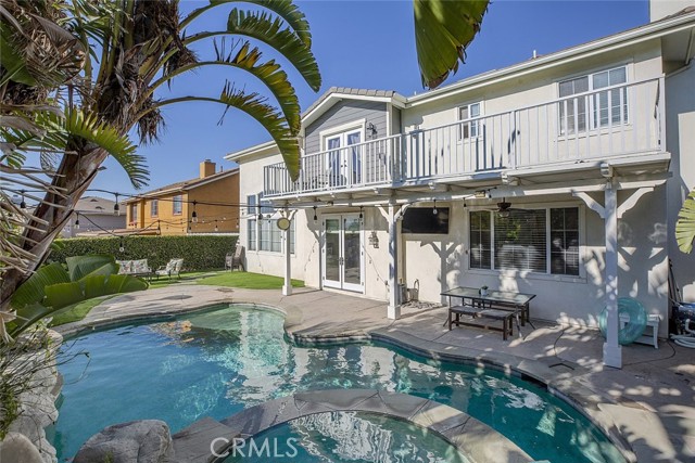 721 Cinnabar Place, Simi Valley CA: https://media.crmls.org/medias/8b59e06d-bf0c-4089-b5a4-1449dd40a58a.jpg