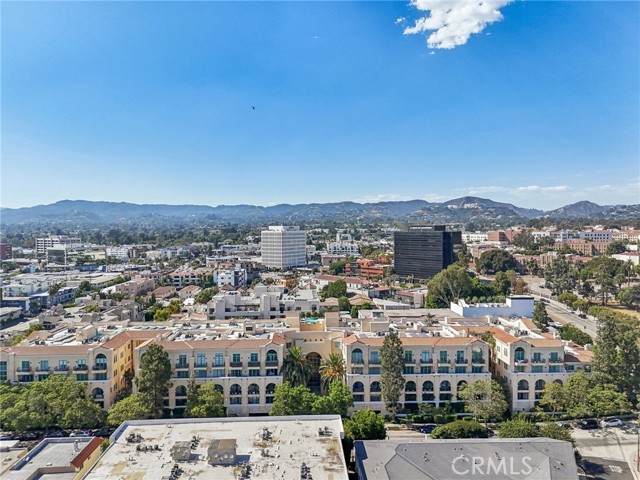 Detail Gallery Image 56 of 64 For 11500 San Vicente Bld #214,  Los Angeles,  CA 90049 - 2 Beds | 3 Baths